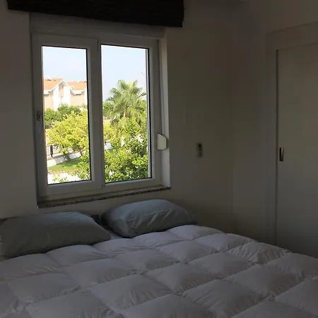 Aquarius 3 Villa Side